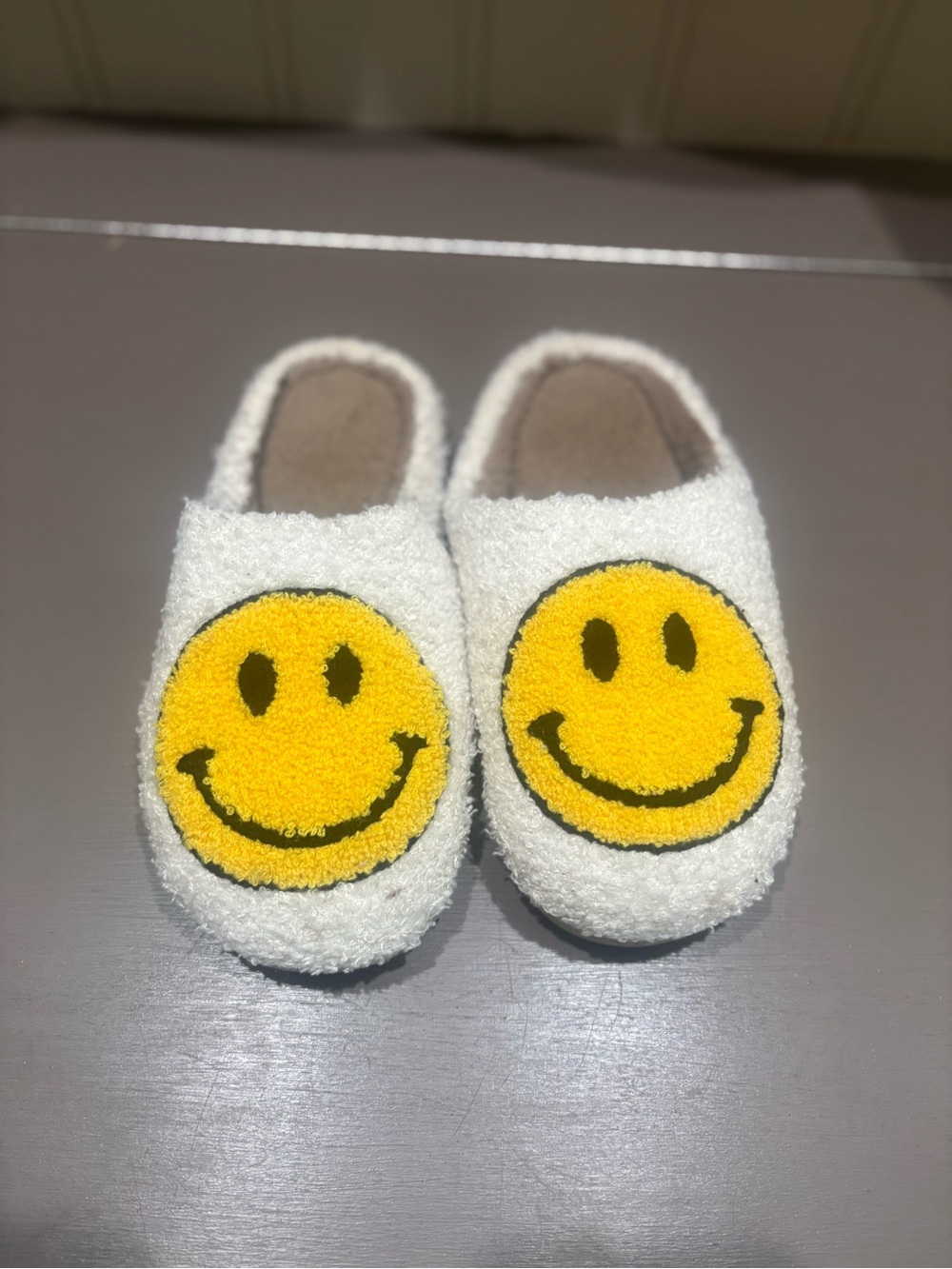 Cozy White Smiley Face Women's Slippers